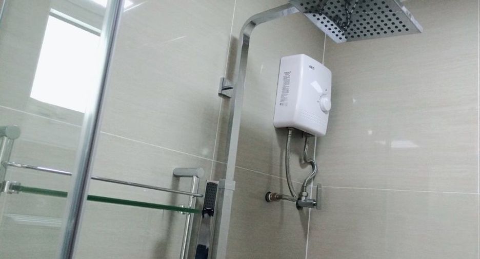 For rent studio condo in Huai Khwang, Bangkok