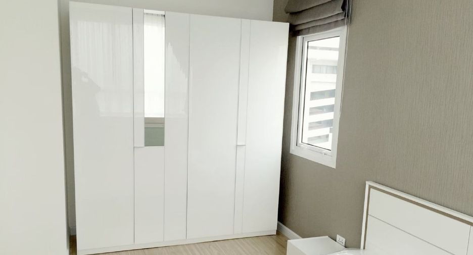For rent studio condo in Huai Khwang, Bangkok