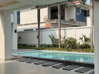 Villa en venta de 4 habitaciones en Bang Lamung, Chonburi
