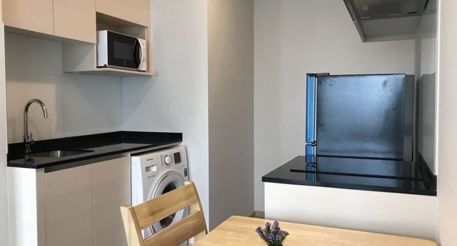 For rent 1 Beds condo in Huai Khwang, Bangkok