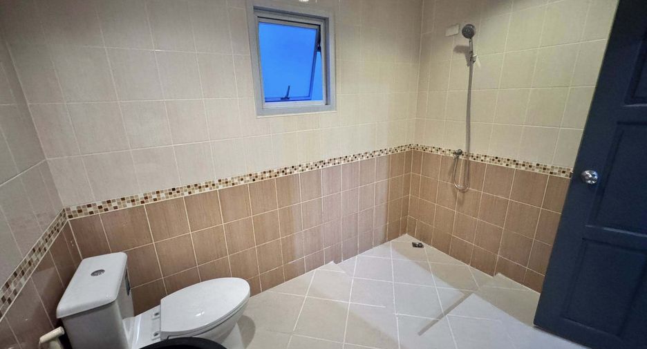 Haus zur Miete mit 3 Zimmer in Mueang Phuket, Phuket