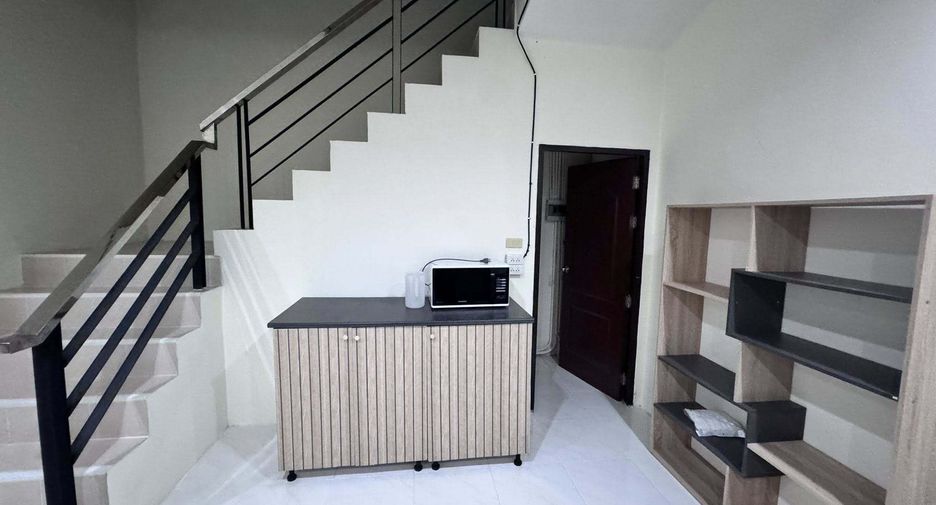 Haus zur Miete mit 3 Zimmer in Mueang Phuket, Phuket