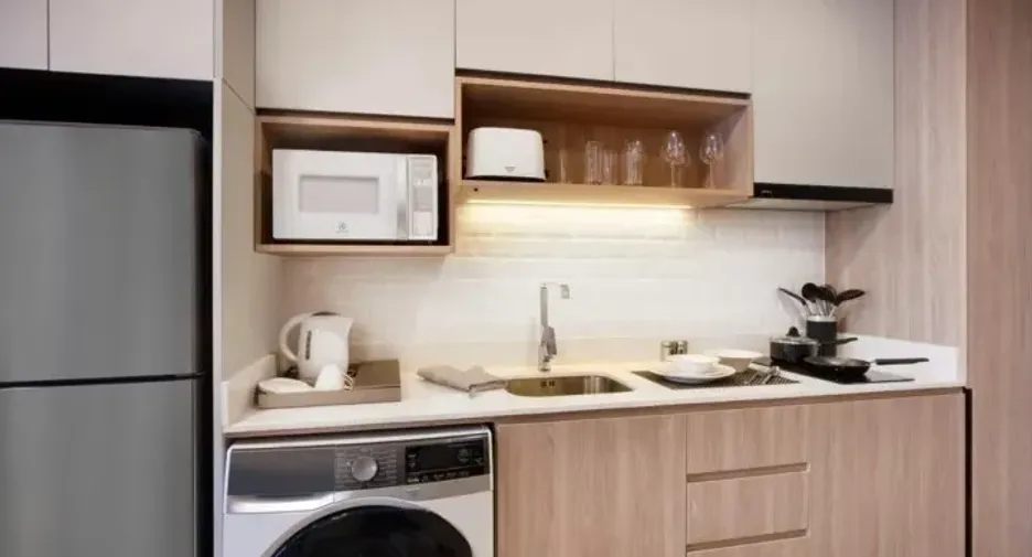 For rent 2 bedrooms apartment in Watthana, Bangkok