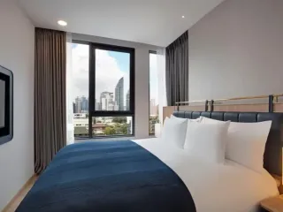 For rent 2 bedrooms apartment in Watthana, Bangkok