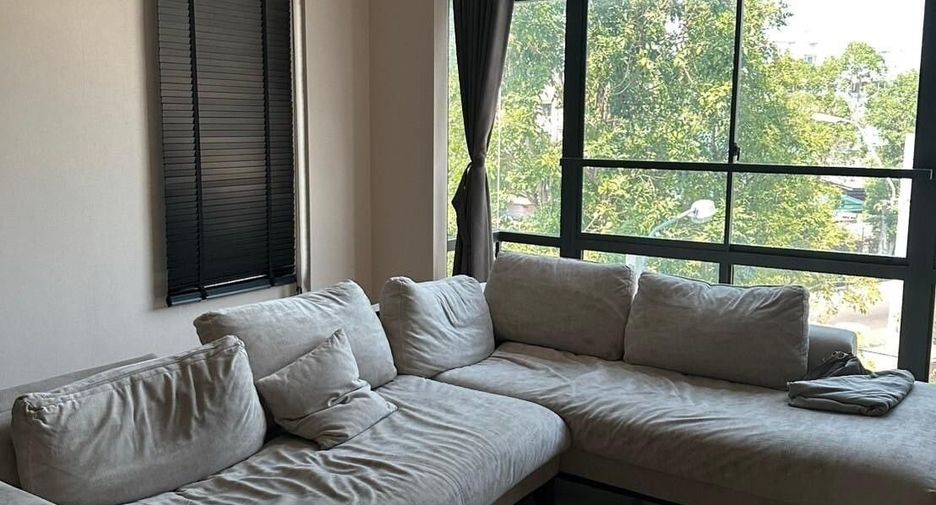 À vendre bureau à Lat Phrao, Bangkok