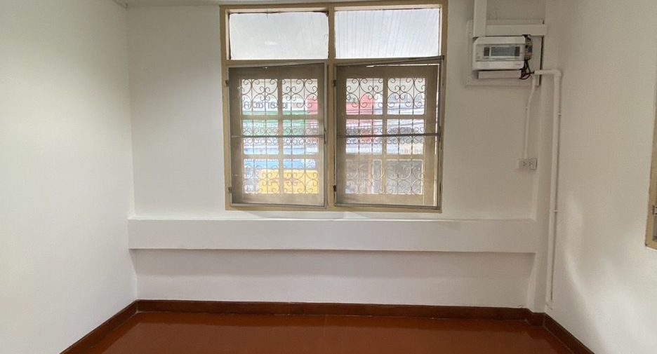 For sale and for rent 3 bedrooms house in Bang Na, Bangkok