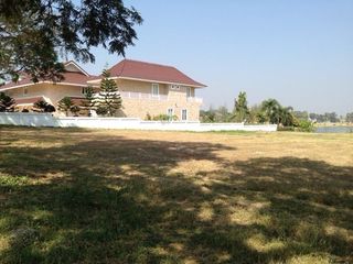 出售 土地 在 Cha-Am, Phetchaburi