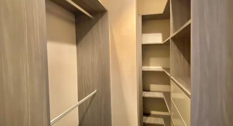 For sale and for rent 2 bedrooms condo in Khlong Toei, Bangkok