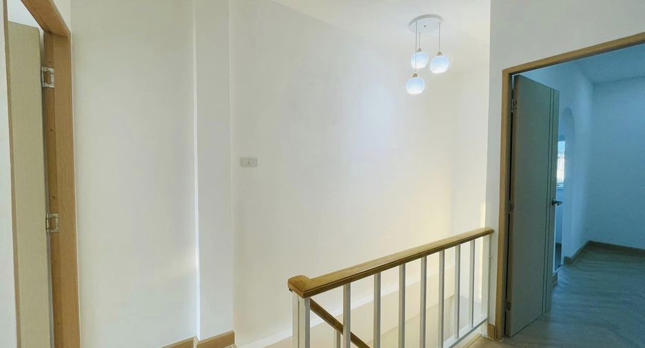 For sale 2 bedrooms townhouse in Nong Khaem, Bangkok