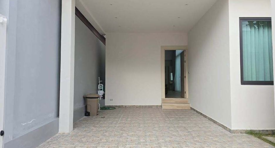For sale and for rent 3 bedrooms villa in Mueang Phuket, Phuket