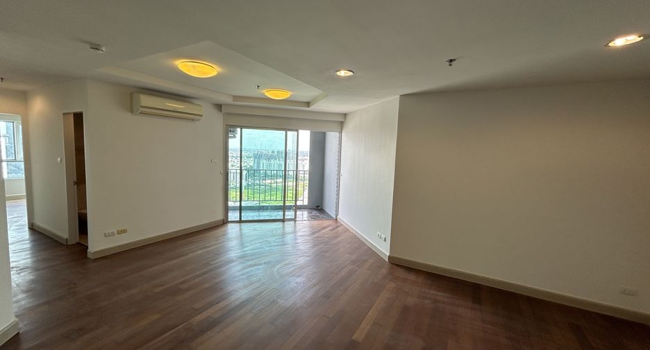 Condo en venta de 2 habitaciones en Huai Khwang, Bangkok