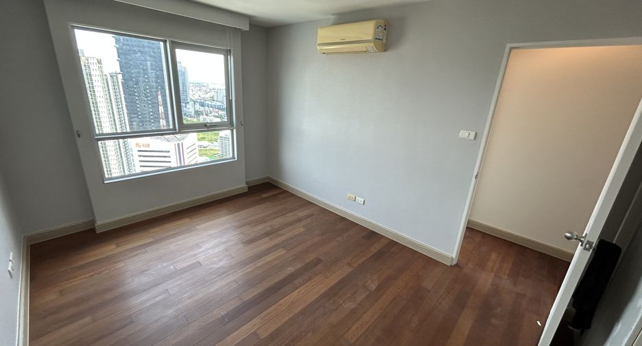 Condo en venta de 2 habitaciones en Huai Khwang, Bangkok