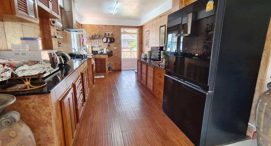 For sale 3 ベッドルーム house in Bang Lamung, Chonburi