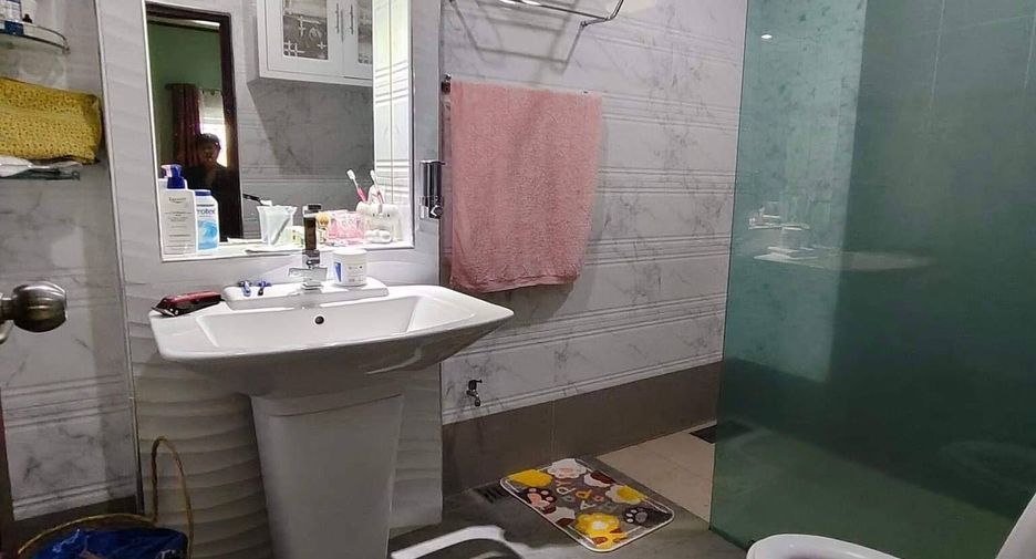 For sale 3 ベッドルーム house in Bang Lamung, Chonburi