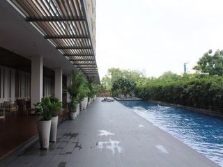For rent 2 bedrooms condo in Yan Nawa, Bangkok