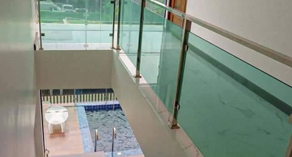 Villa zum Kauf mit 4 Zimmer in Khan Na Yao, Bangkok