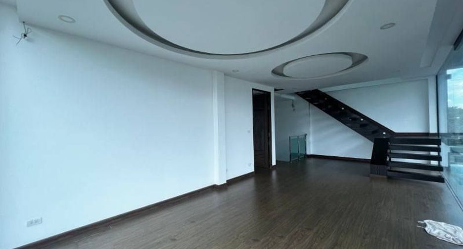 Villa zum Kauf mit 4 Zimmer in Khan Na Yao, Bangkok