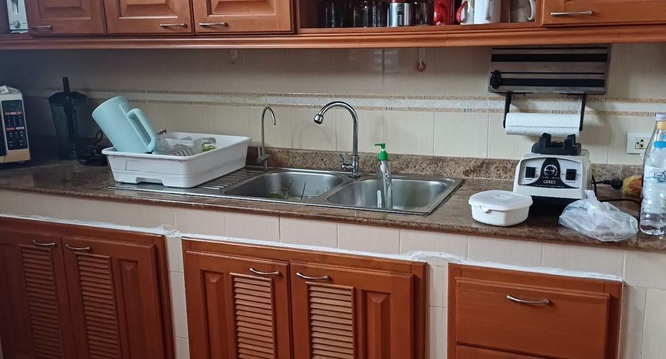 Casa en venta de 5 habitaciones en Bang Lamung, Chonburi