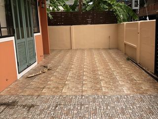 For rent 3 bedrooms house in Huai Khwang, Bangkok