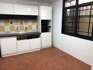 For rent 3 bedrooms house in Huai Khwang, Bangkok