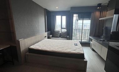 À louer studio condo à Chatuchak, Bangkok