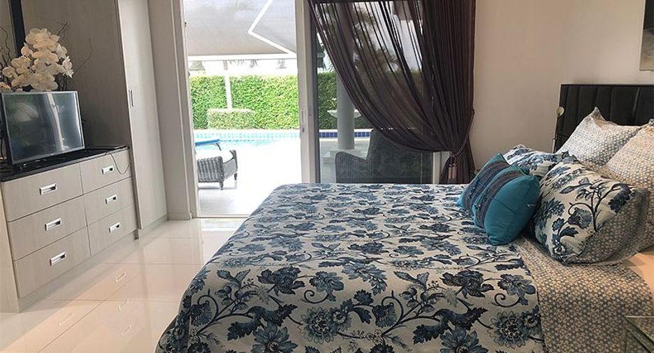 For sale 3 bedrooms villa in Hua Hin, Prachuap Khiri Khan
