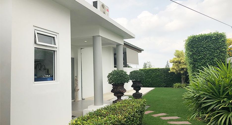 For sale 3 bedrooms villa in Hua Hin, Prachuap Khiri Khan