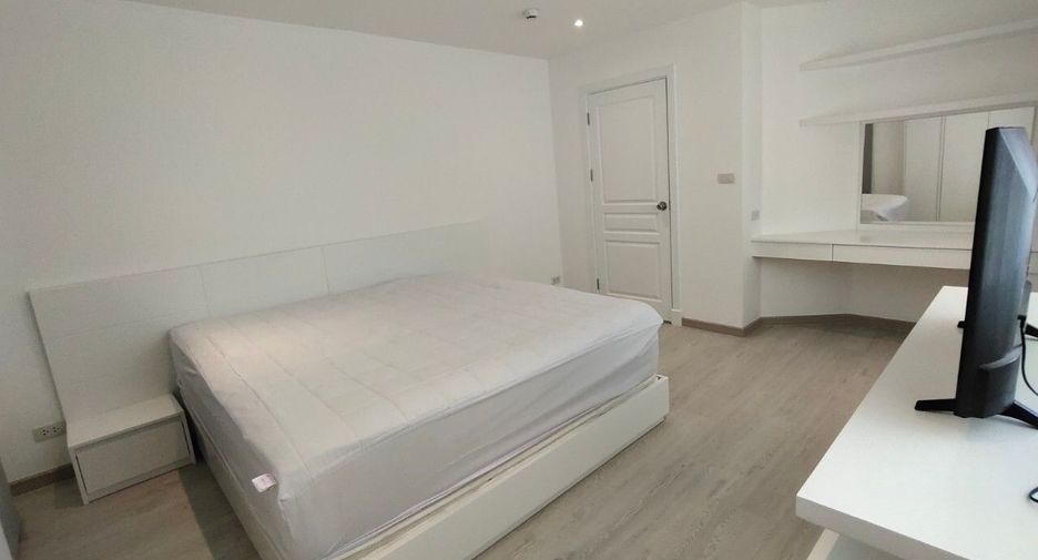 Wohnung zur Miete mit 2 Zimmer in Bang Rak, Bangkok