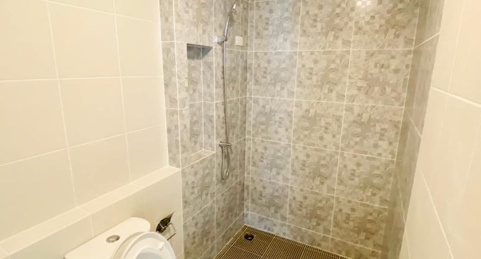 For rent 3 bedrooms townhouse in Sai Mai, Bangkok