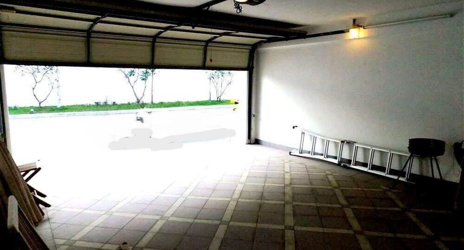 出售 2 卧室 别墅 在 Sattahip, Chon Buri