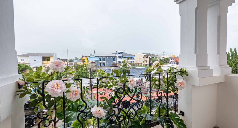 For sale 3 bedrooms townhouse in Mueang Phuket, Phuket
