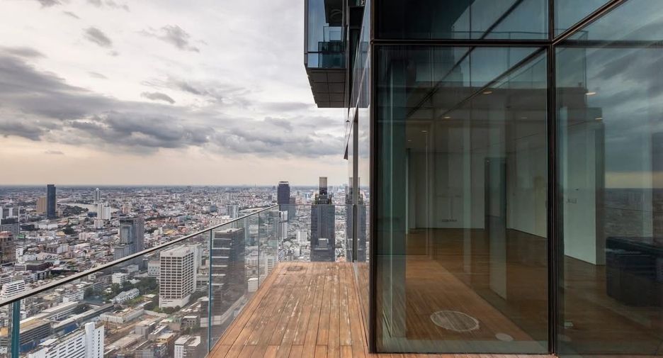 For sale 2 bedrooms condo in Sathon, Bangkok