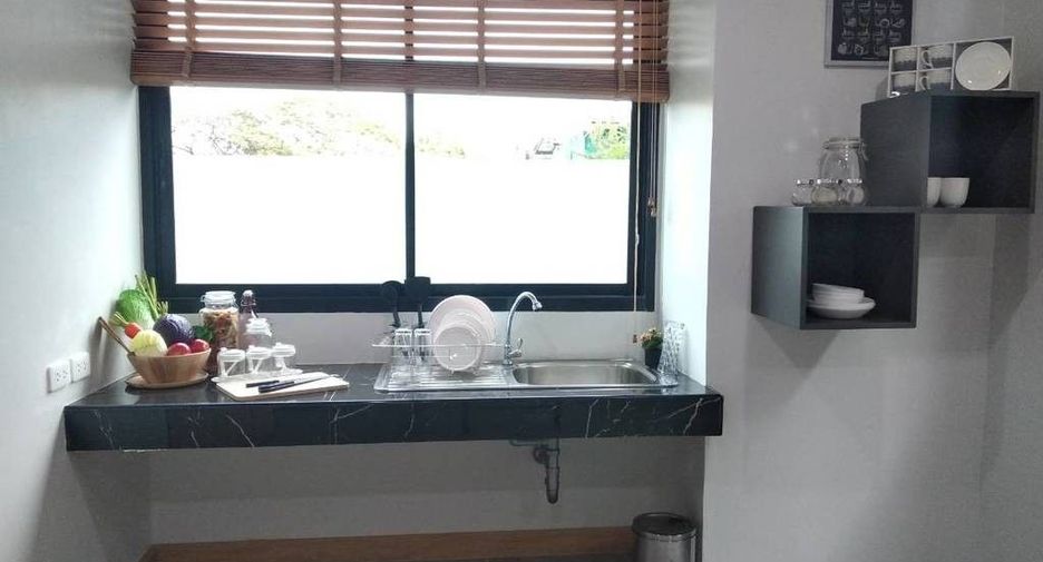 For sale 4 bedrooms townhouse in Prawet, Bangkok