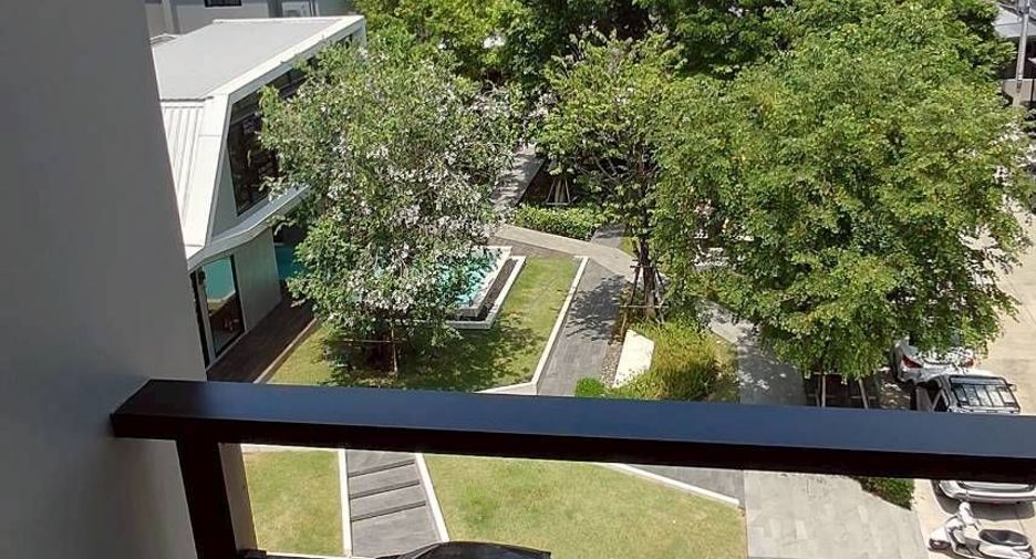 For rent 4 ベッドルーム townhouse in Bang Khen, Bangkok