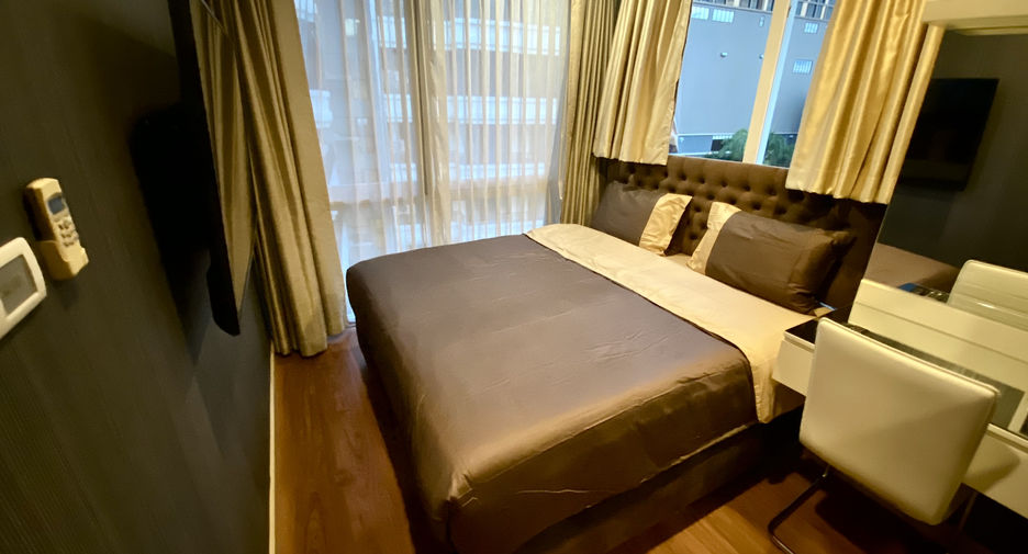 For rent 3 bedrooms condo in Bang Lamung, Chonburi