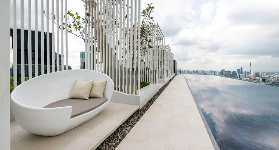 For rent 1 bed condo in Watthana, Bangkok