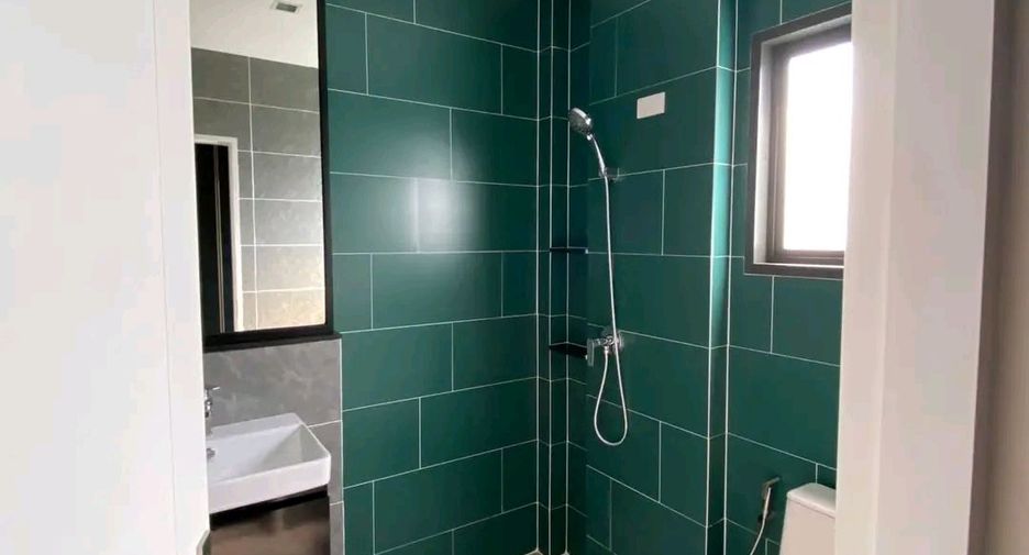 For sale 4 bedrooms house in Pak Kret, Nonthaburi