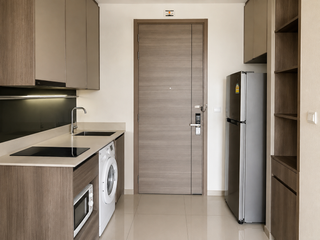 For sale 1 bed condo in Phaya Thai, Bangkok