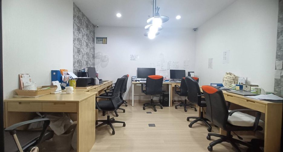出售 和 出租 3 卧室 公寓 在 Thon Buri, 曼谷
