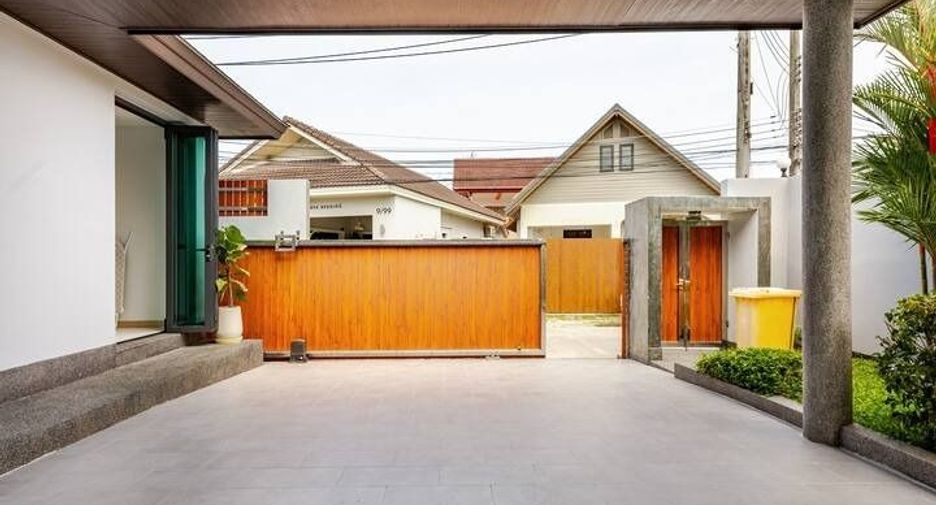 For rent 4 bedrooms villa in Thalang, Phuket