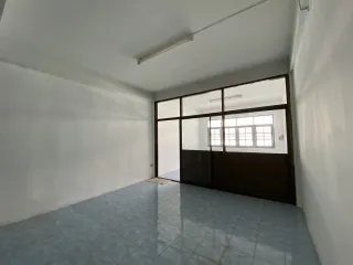 Local comercial en venta de 3 habitaciones en Bang Bon, Bangkok