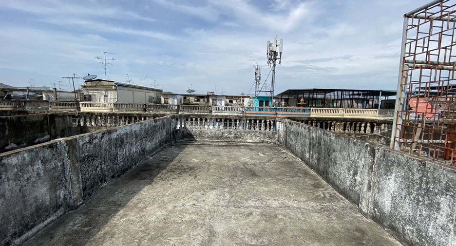 Local comercial en venta de 3 habitaciones en Bang Bon, Bangkok