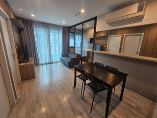 For rent 2 bedrooms condo in Bangkok Noi, Bangkok