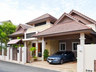 À louer 3 chambres villa à Bang Lamung, Chonburi
