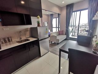 Wohnung zum Kauf mit 1 Zimmer in Khlong San, Bangkok