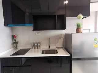 Wohnung zum Kauf mit 1 Zimmer in Khlong San, Bangkok