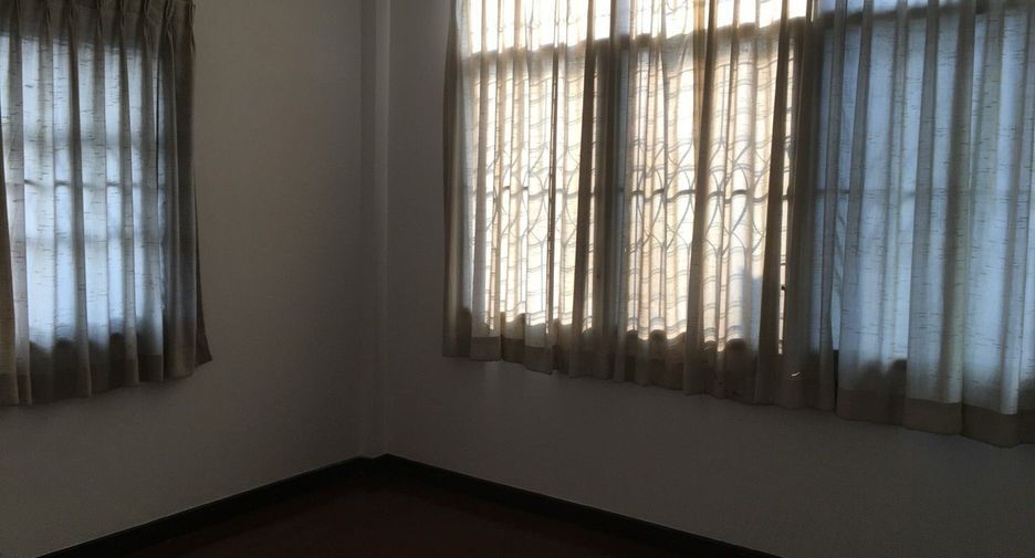 ขาย และ ให้เช่า 3 ห้องนอน ทาวน์เฮ้าส์ ใน จตุจักร, กรุงเทพฯ
