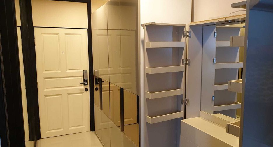 For sale 2 bedrooms condo in Ratchathewi, Bangkok