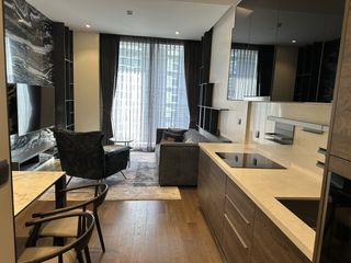For rent 2 bedrooms condo in Pathum Wan, Bangkok