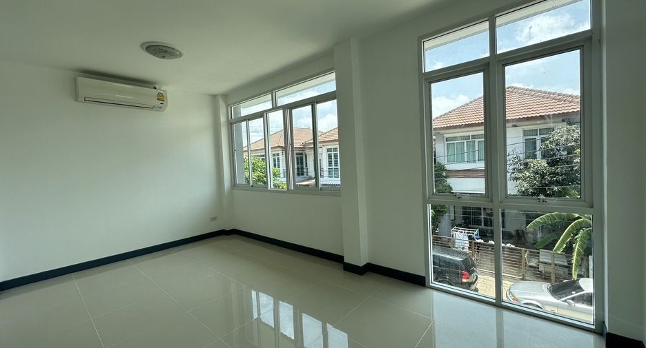 For sale 4 bedrooms house in Bang Phli, Samut Prakan